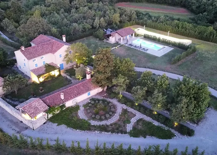 Stancija Βίλα Cabrunici