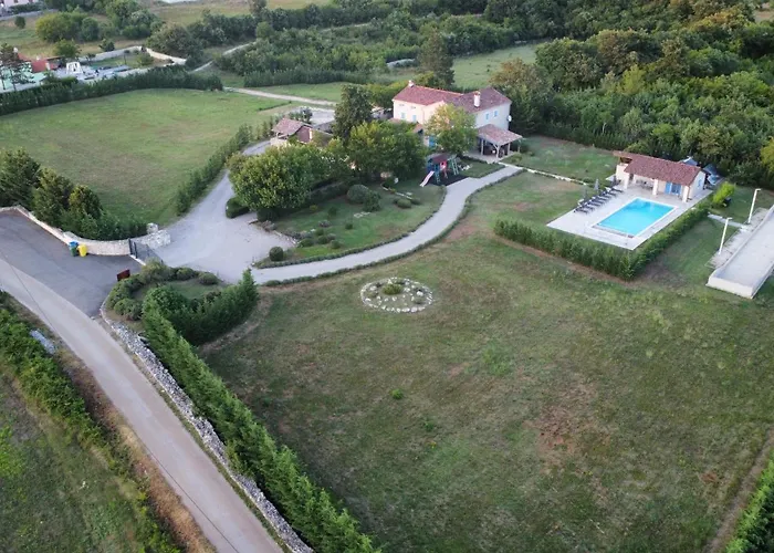 Stancija Βίλα Cabrunici